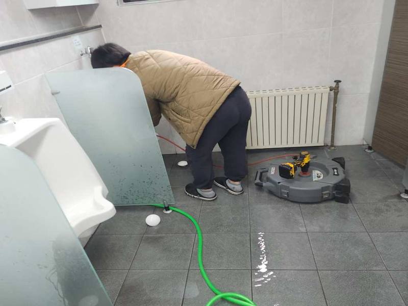 시흥 소변기·상가 배관 작업사례 11